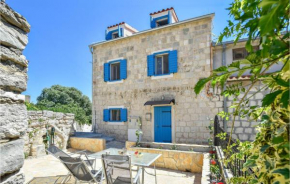 Awesome apartment in Split w/ WiFi and 1 Bedrooms